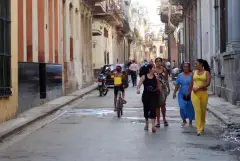 Cuba, 2007, photograph 9 of 10.