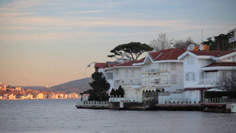 The house on the water